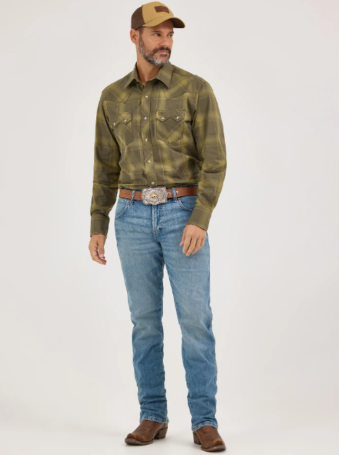 Men's Wrangler Retro® Long Sleeve Sawtooth Snap Pocket Western Shirt