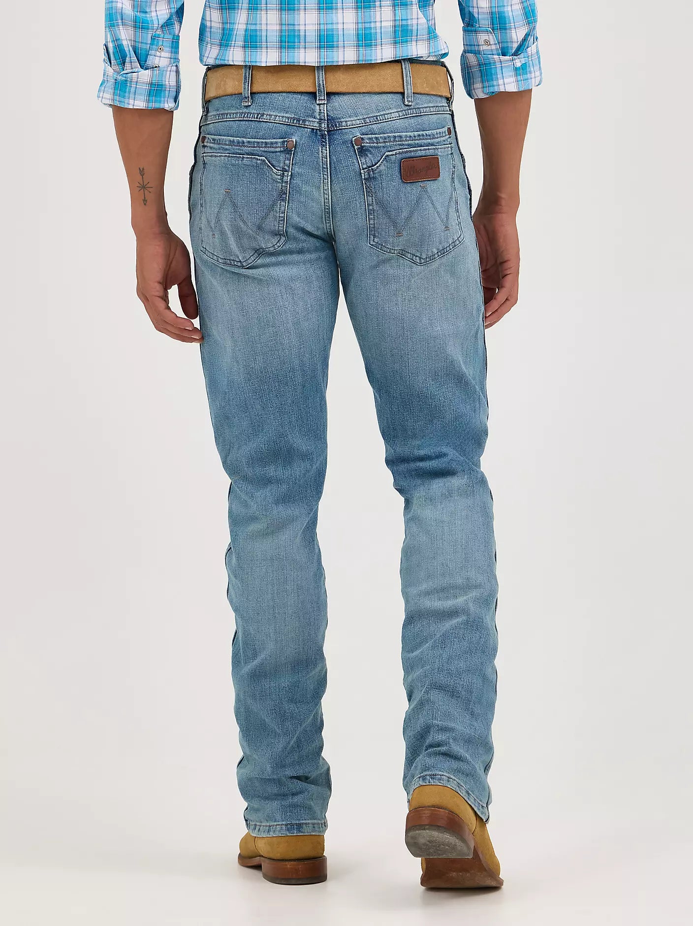 Wrangler Retro® Slim Staight Jean in Jacksboro (Men's)